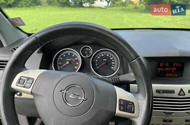 Универсал Opel Astra 2008 в 