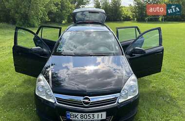 Универсал Opel Astra 2008 в 