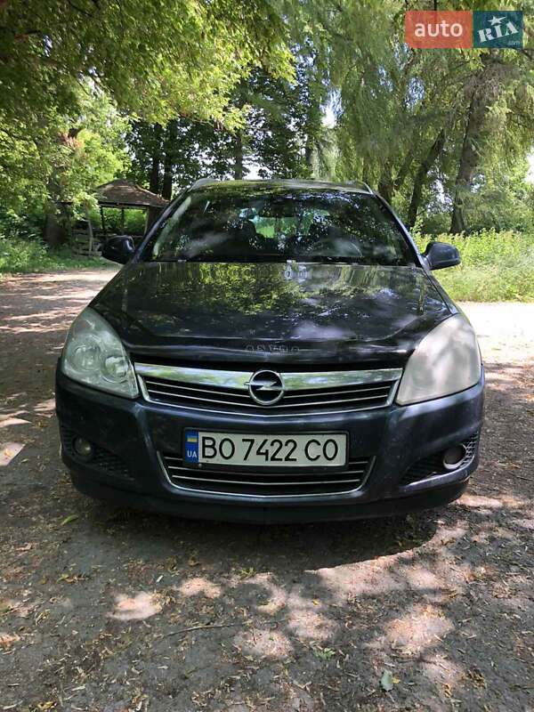 Opel Astra 2010