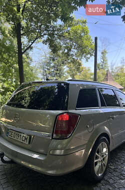 Универсал Opel Astra 2010 в 