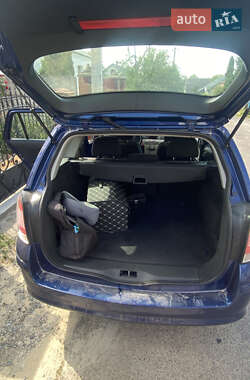 Универсал Opel Astra 2008 в 
