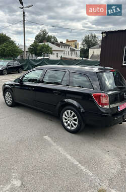 Универсал Opel Astra 2007 в 