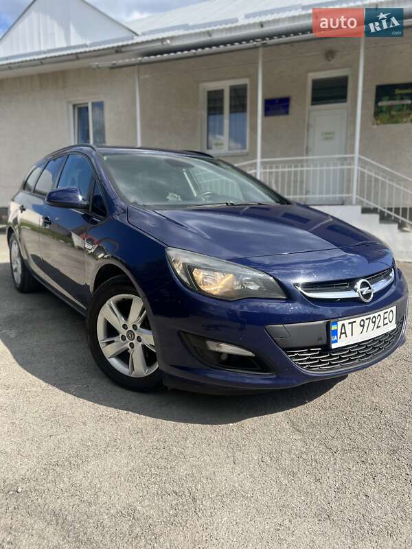 Opel Astra 2014