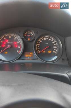 Хэтчбек Opel Astra 2006 в 