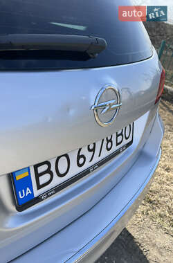 Универсал Opel Astra 2014 в 