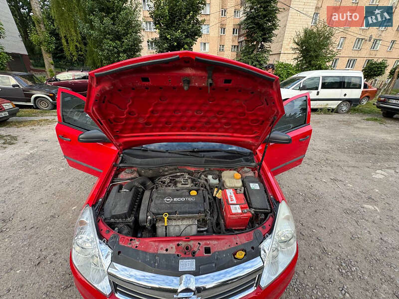 Универсал Opel Astra 2009 в Тернополе