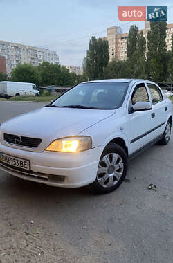 Хэтчбек Opel Astra 2003 в Одессе