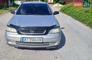 Седан Opel Astra 2008 в Івано-Франківську