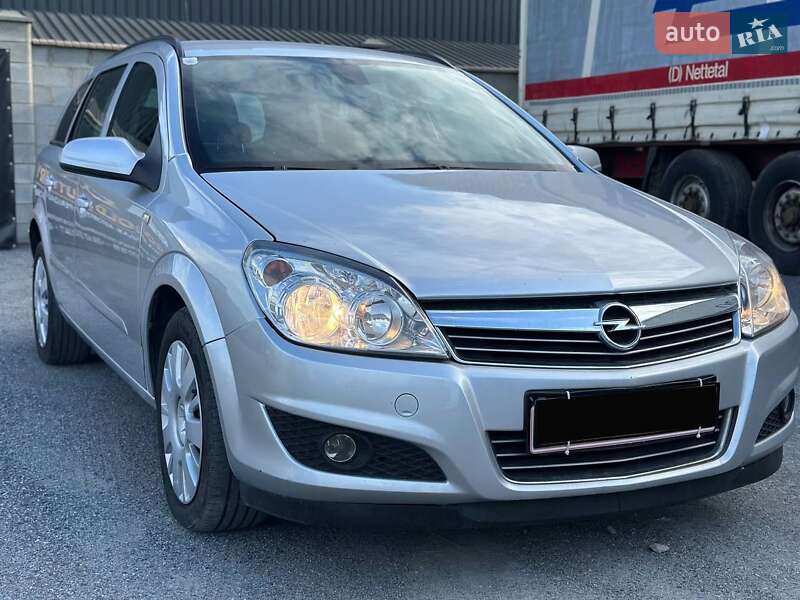 Opel Astra 2009