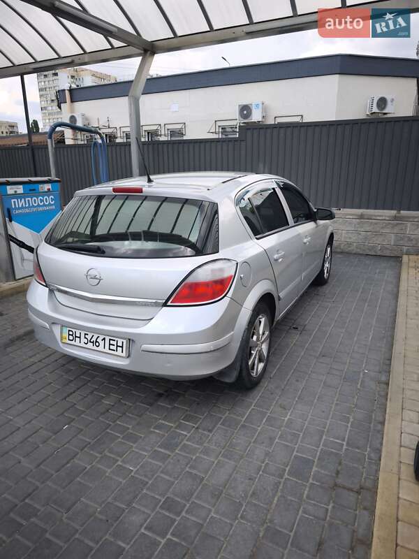 Хетчбек Opel Astra 2006 в Одесі