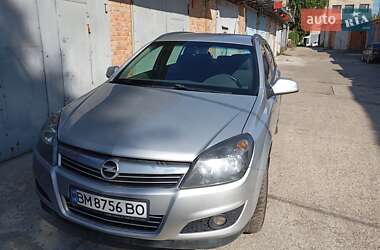 Універсал Opel Astra 2011 в Сумах