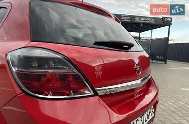 Хэтчбек Opel Astra 2009 в 