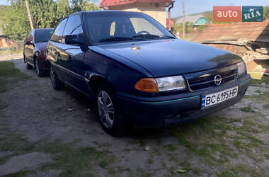 Хэтчбек Opel Astra 1994 в 