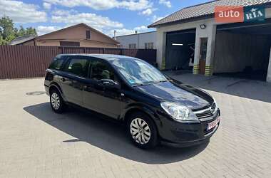 Универсал Opel Astra 2009 в Красилове
