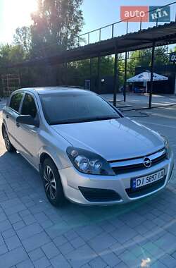Хетчбек Opel Astra 2006 в Рівному