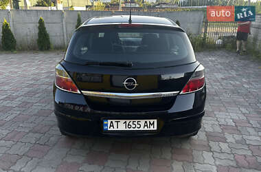 Хетчбек Opel Astra 2007 в 