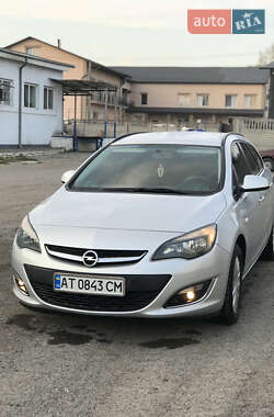Универсал Opel Astra 2013 в 