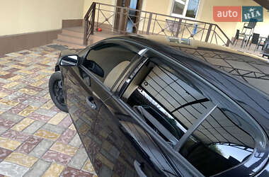 Хэтчбек Opel Astra 2005 в 