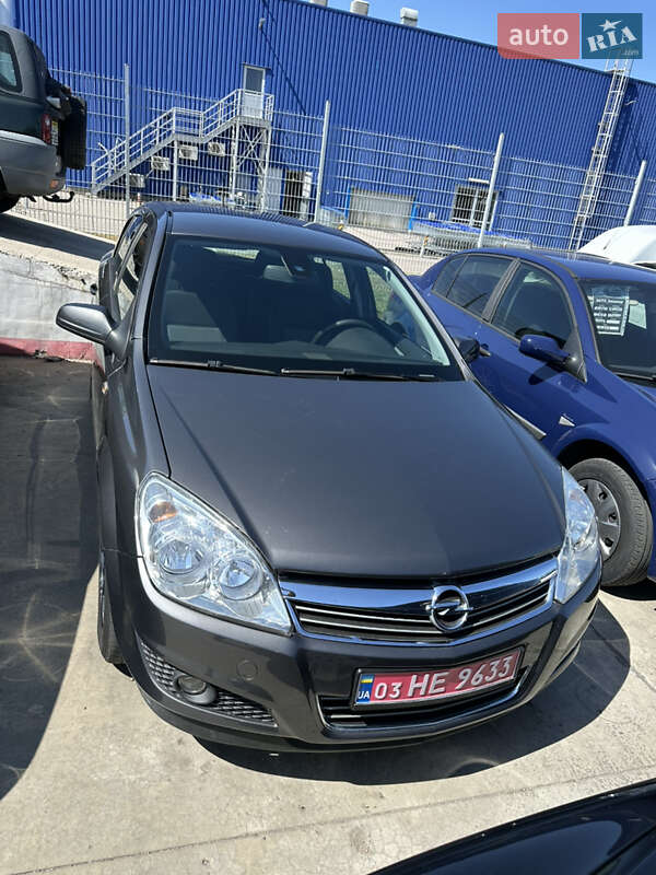 Opel Astra 2009