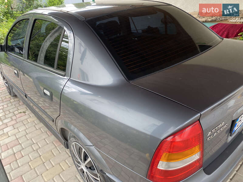 Седан Opel Astra 2007 в Каменец-Подольском