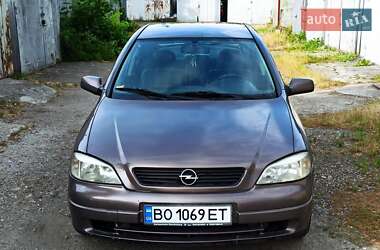 Хэтчбек Opel Astra 1998 в 