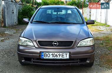 Хэтчбек Opel Astra 1998 в 