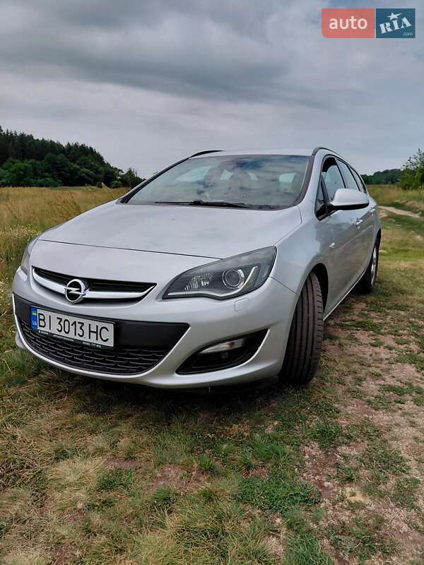 Универсал Opel Astra 2015 в Ахтырке фото 6 Универсал Opel Astra 2015 в Ахтырке