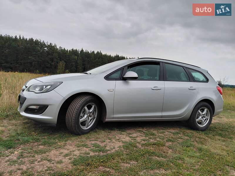 Универсал Opel Astra 2015 в Ахтырке фото 13 Универсал Opel Astra 2015 в Ахтырке