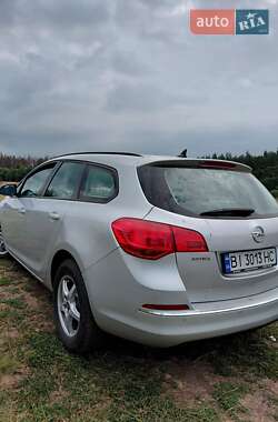 Универсал Opel Astra 2015 в 
