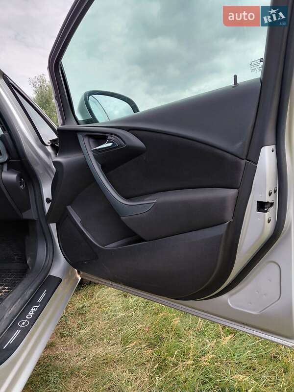 Универсал Opel Astra 2015 в Ахтырке фото 36 Универсал Opel Astra 2015 в Ахтырке