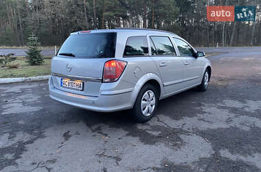 Универсал Opel Astra 2005 в 