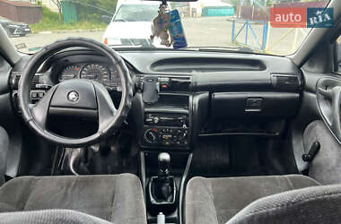 Седан Opel Astra 1993 в Хмільнику