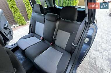 Универсал Opel Astra 2010 в 