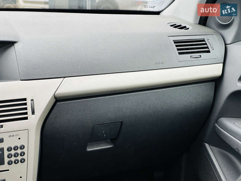 Універсал Opel Astra 2007 в Харкові