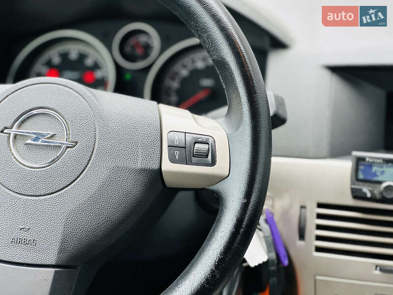 Універсал Opel Astra 2007 в Харкові