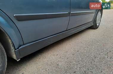 Хэтчбек Opel Astra 1999 в 