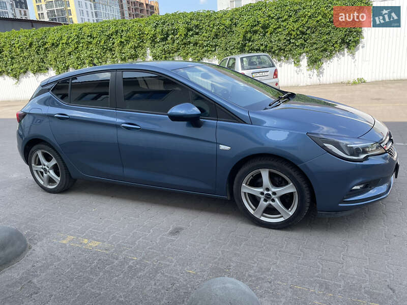 Хетчбек Opel Astra 2016 в Коростишеві