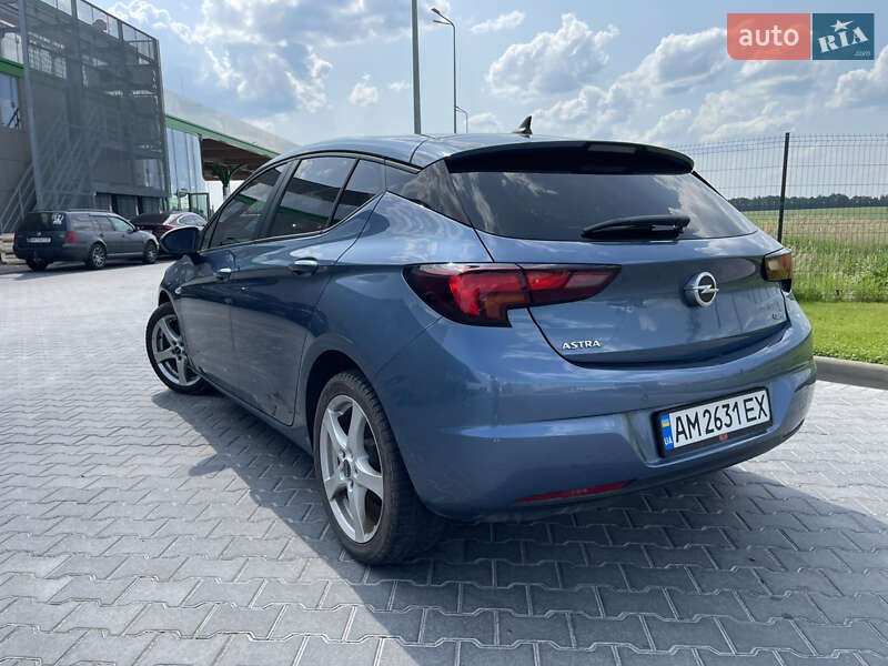 Хетчбек Opel Astra 2016 в Коростишеві