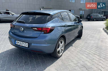 Хэтчбек Opel Astra 2016 в 