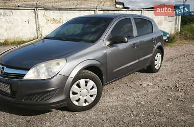Хетчбек Opel Astra 2007 в Києві