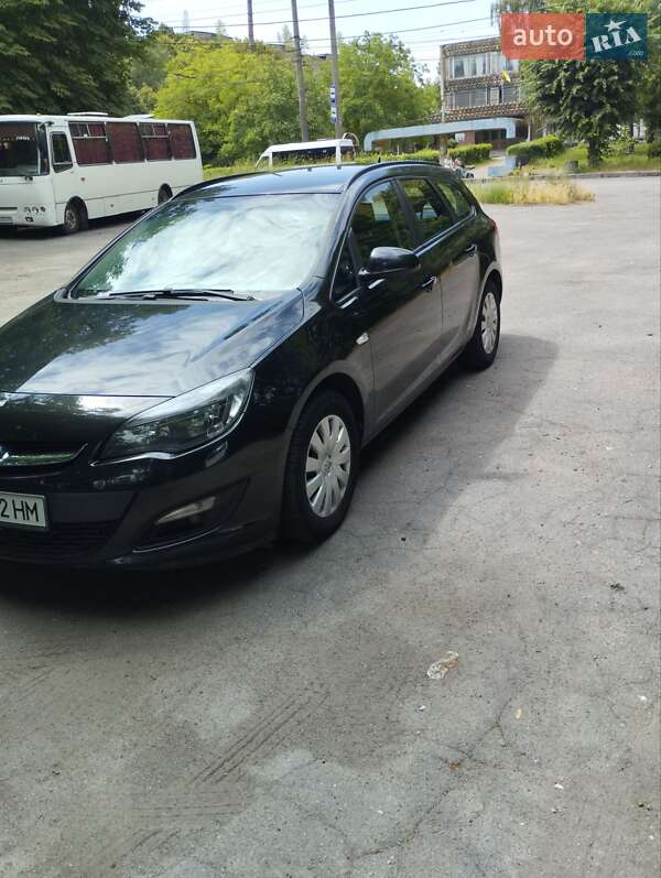 Универсал Opel Astra 2015 в Виннице