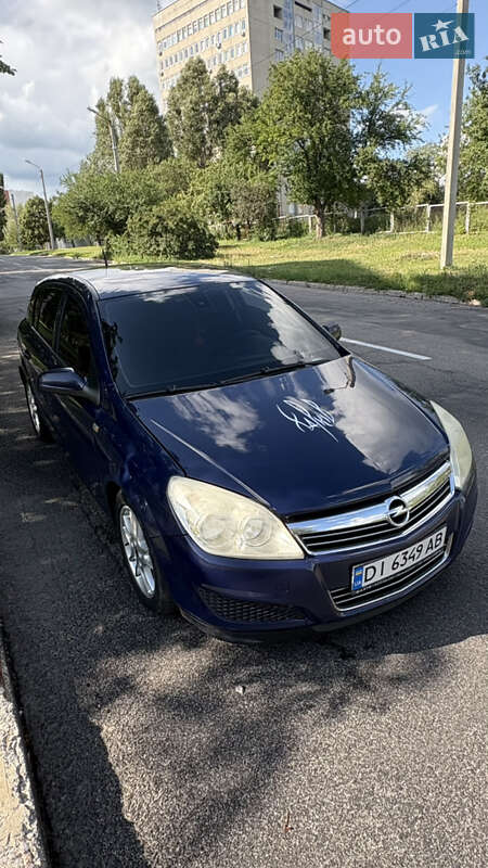 Opel Astra 2007