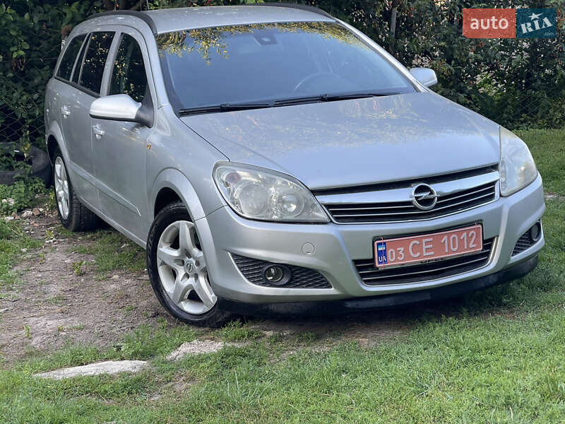 Универсал Opel Astra 2008 в Тернополе