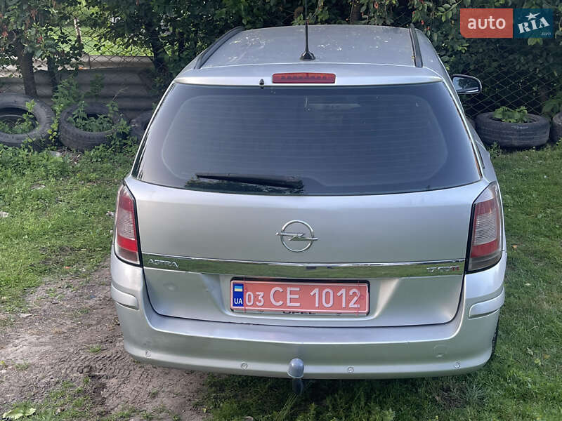 Универсал Opel Astra 2008 в Тернополе