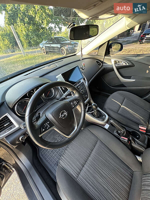 Универсал Opel Astra 2011 в Галиче фото 21 Универсал Opel Astra 2011 в Галиче