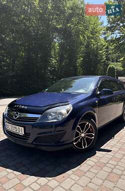 Універсал Opel Astra 2010 в 