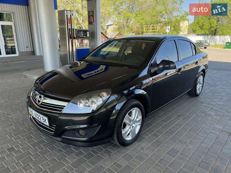 Opel Astra 2013