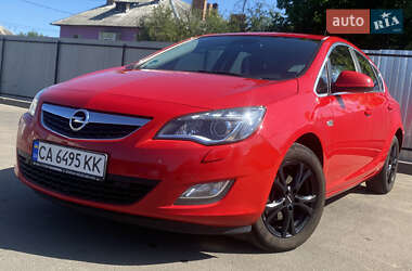 Хэтчбек Opel Astra 2011 в Смеле