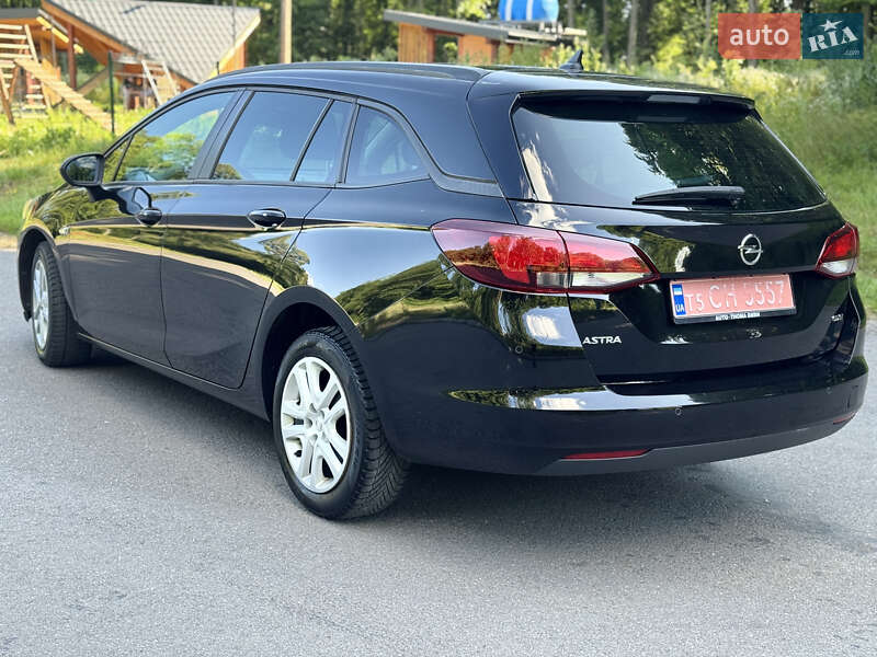Универсал Opel Astra 2017 в Красилове