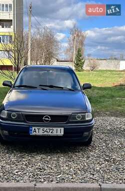 Хэтчбек Opel Astra 1995 в Коломые